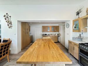 Photo 12- click for photo gallery